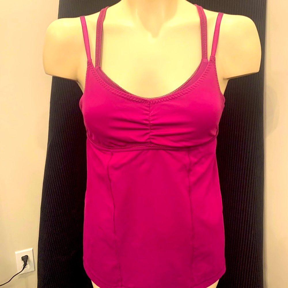 LuluLemon RARE top